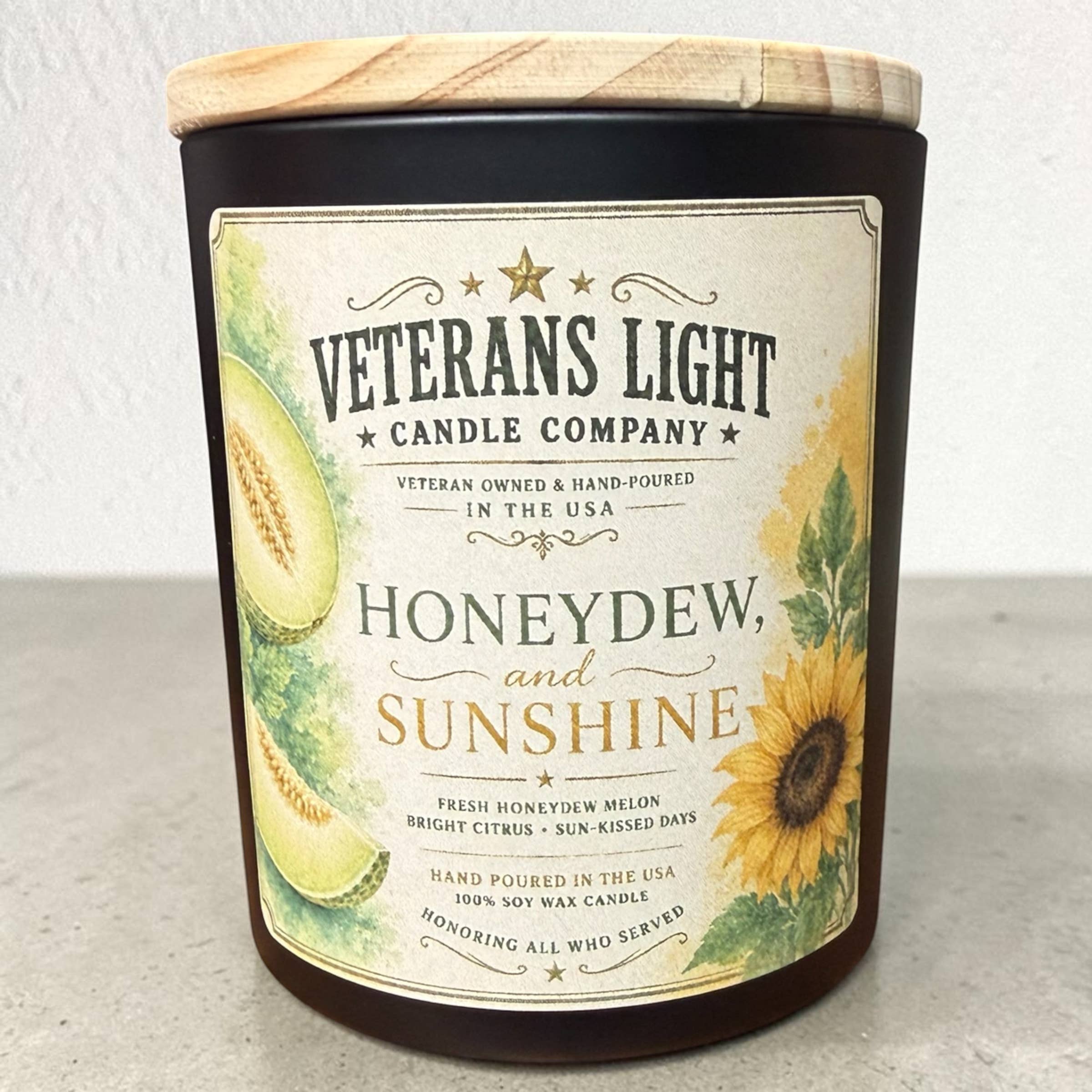 Veterans Light 10oz Candle - Honeydew & Sunshine