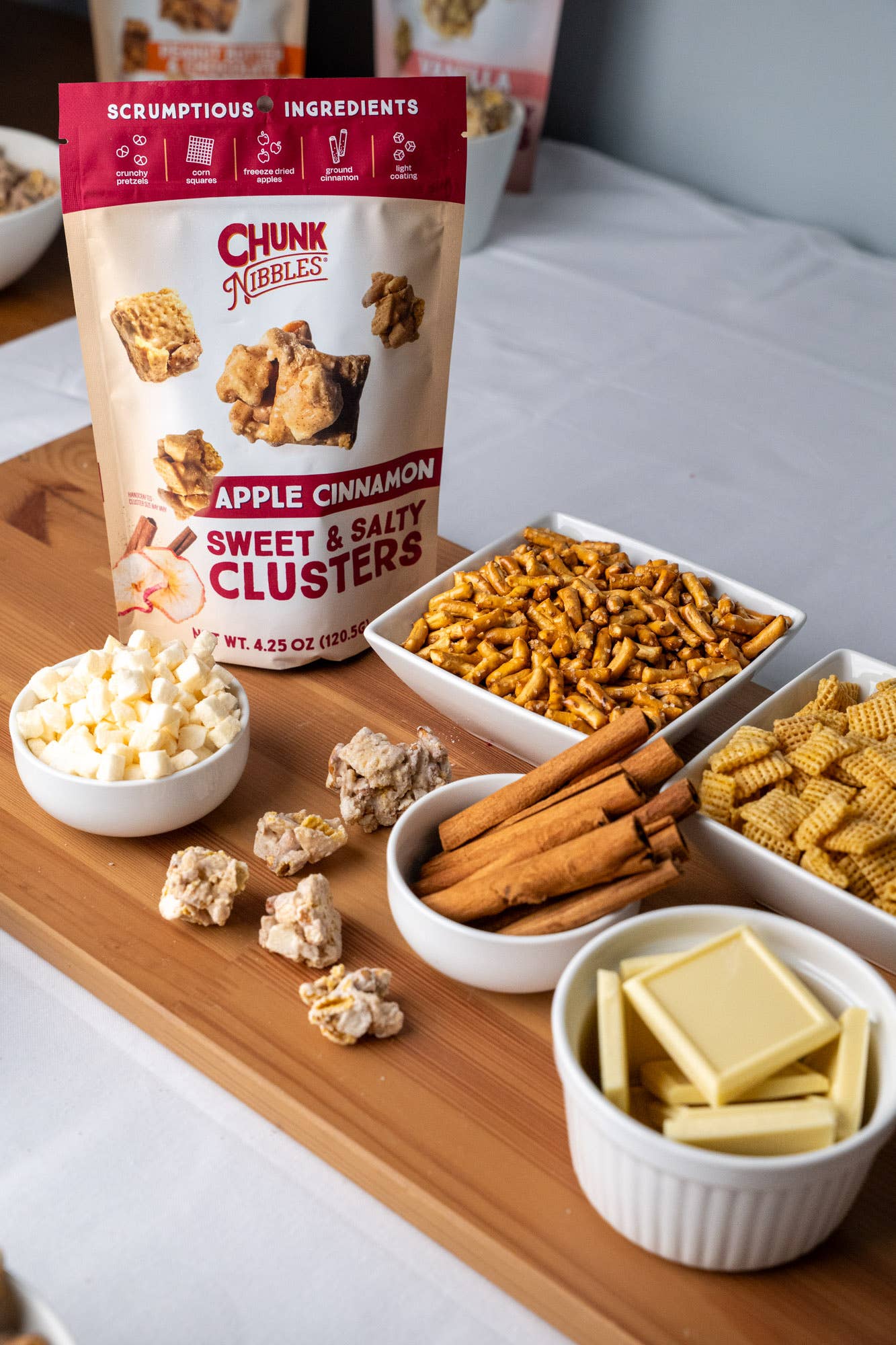 Apple Cinnamon Chunk Nibbles 2oz Snack Pack