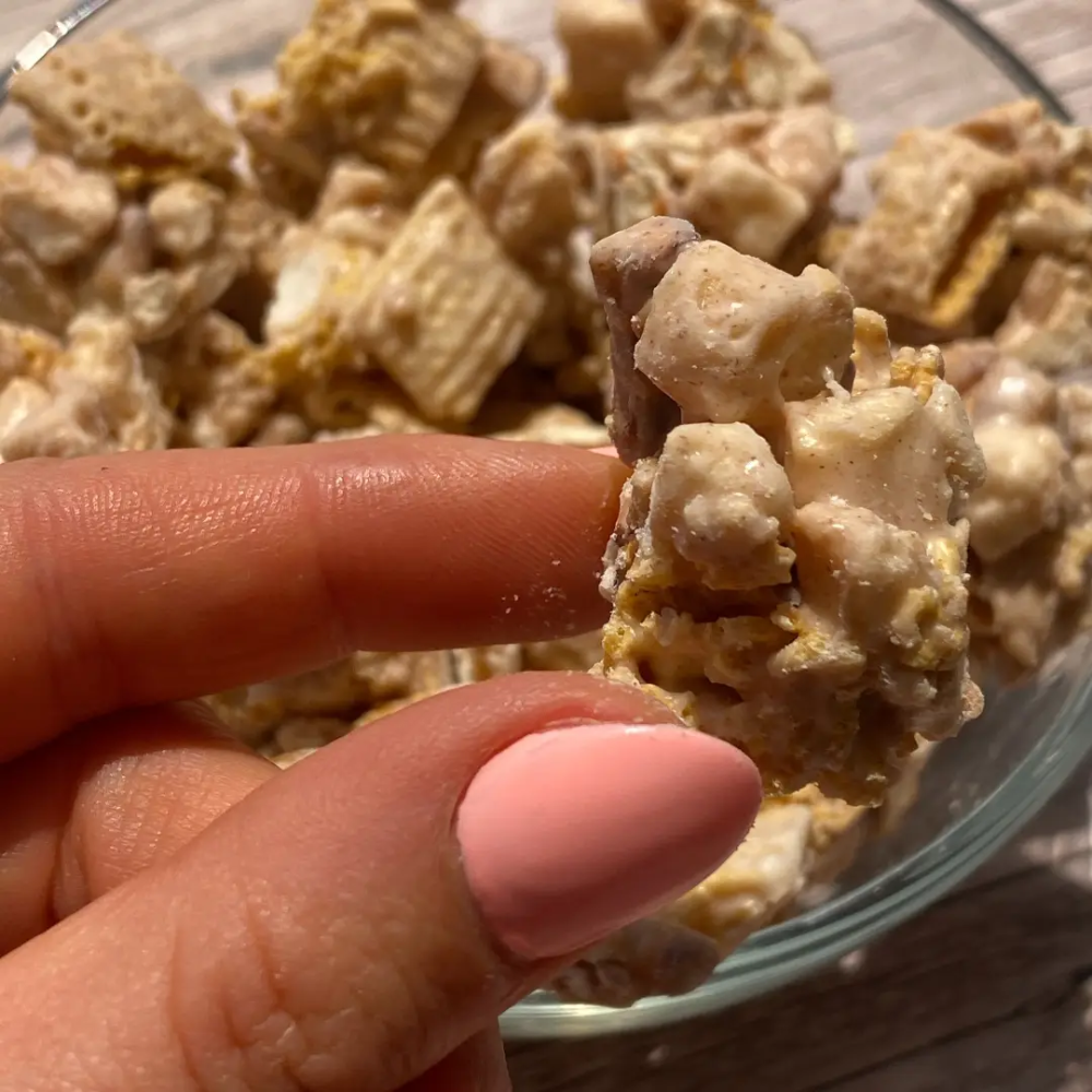 Apple Cinnamon Chunk Nibbles 2oz Snack Pack
