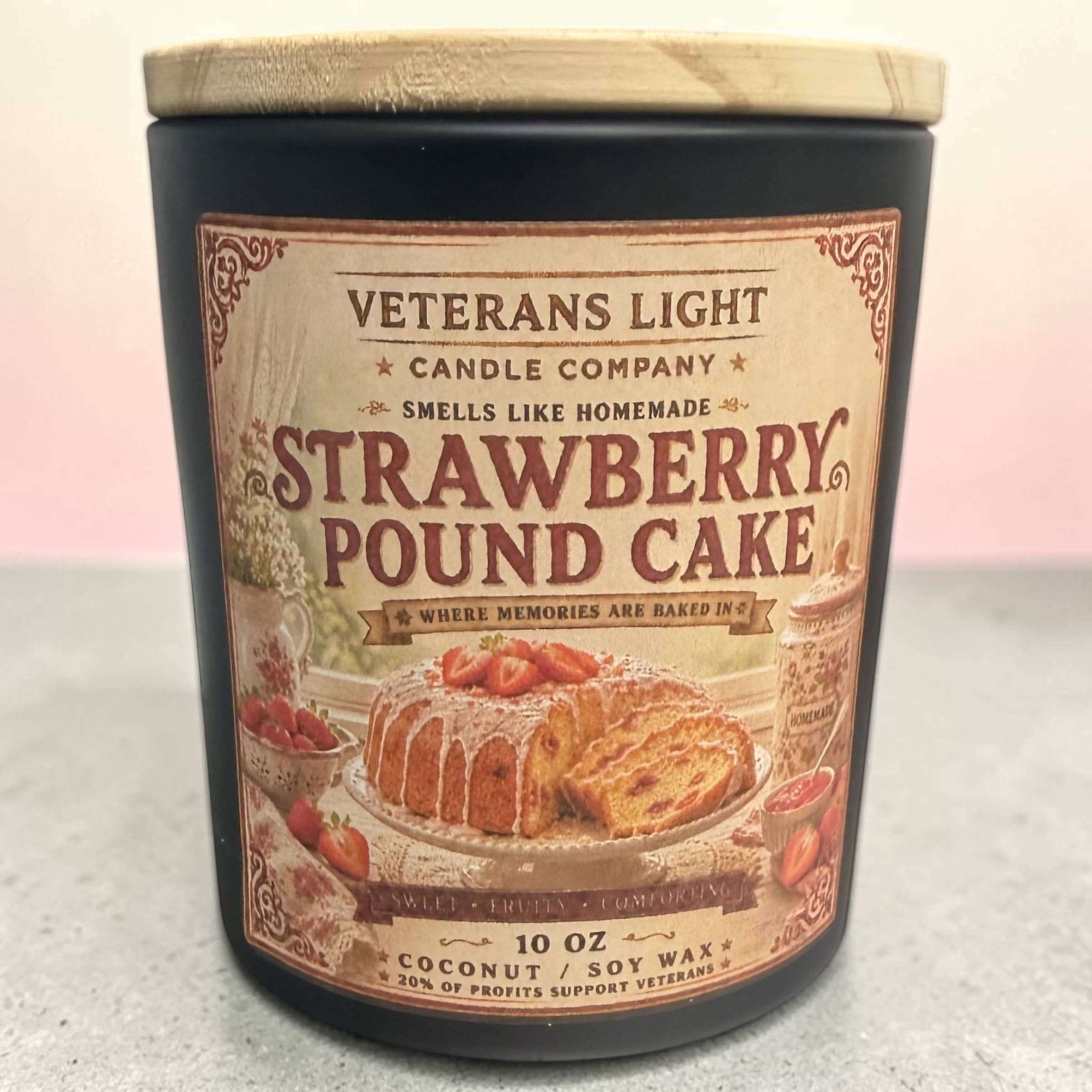 Veterans Light 10oz Candle - Strawberry Pound Cake
