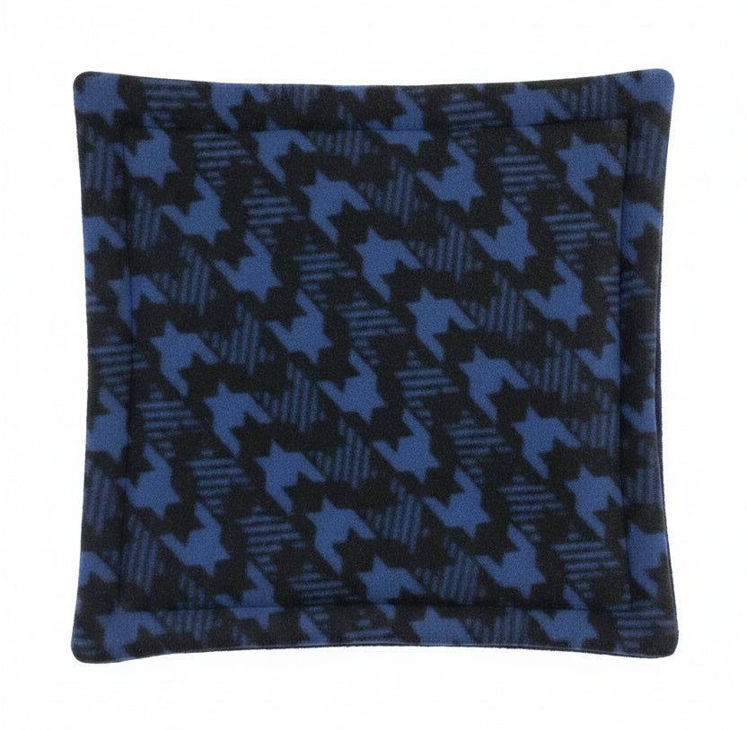 18" Self Heating Square Cat Bed